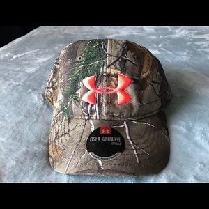 Under Armour camo hat.
